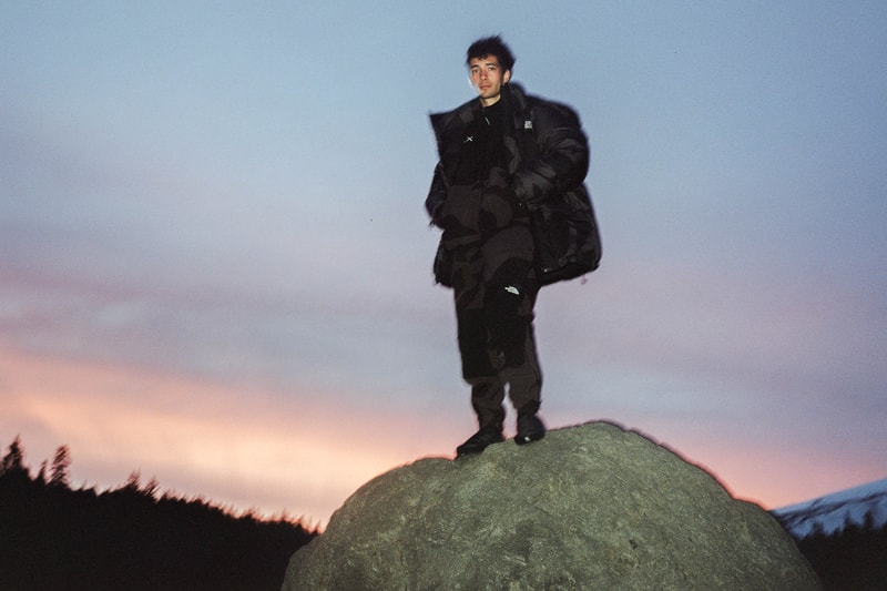 The North Face 再度携手 KAWS 发布全新 The North Face XX KAWS 2022 秋冬联名系列