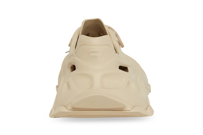Balenciaga 正式推出 2022 冬季 360° 系列秀上鞋款「HD Sneaker」
