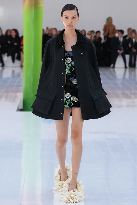 LOEWE 2023 春夏系列時裝秀正式發佈
