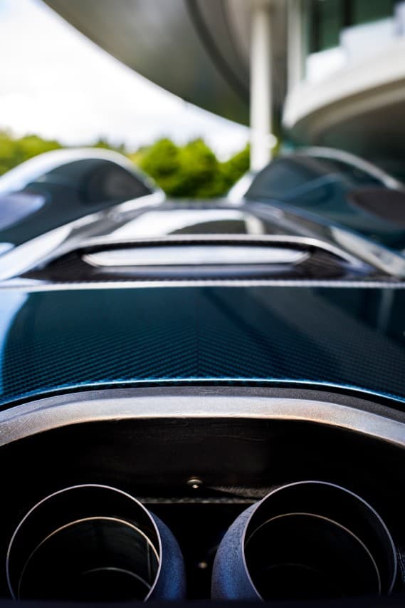 Hypebeast 實測 McLaren 史上最輕街車 Elva 開艙超跑