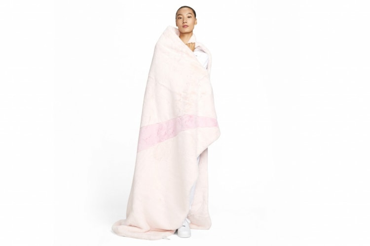 Nike Swoosh Logo 毛毯回歸!全新粉色版本登場