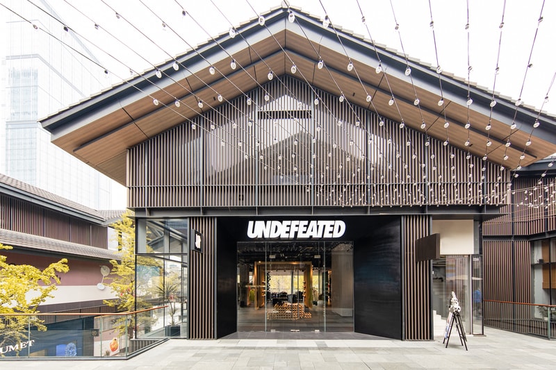 走进 UNDEFEATED 全新成都限时店 
