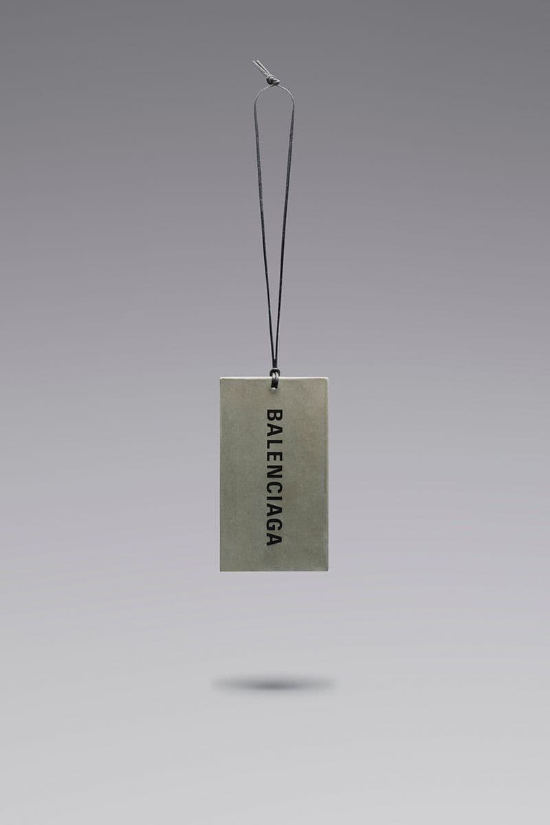 Balenciaga 正式發佈全新生活物品、寵物用品