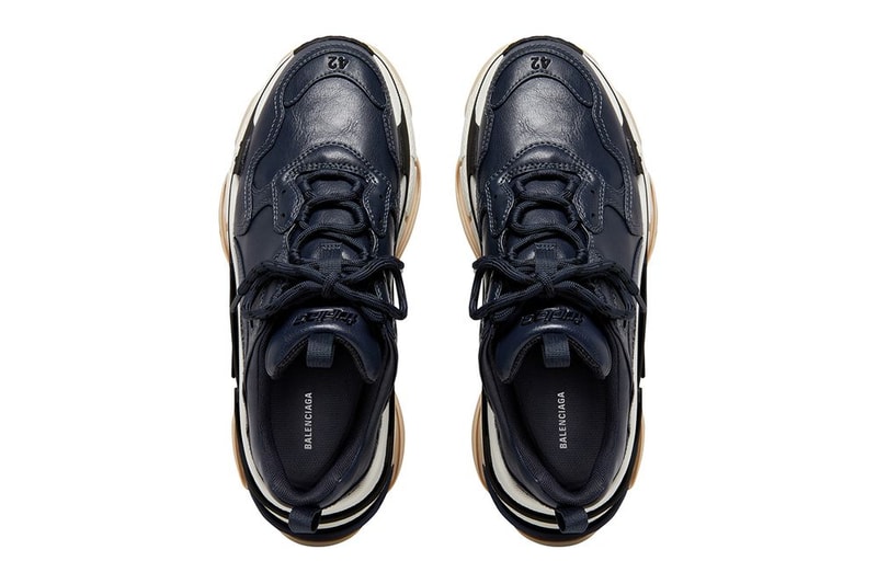 Balenciaga 推出要價 $1,150 美元「Leather-free」迭代 Triple S 鞋款