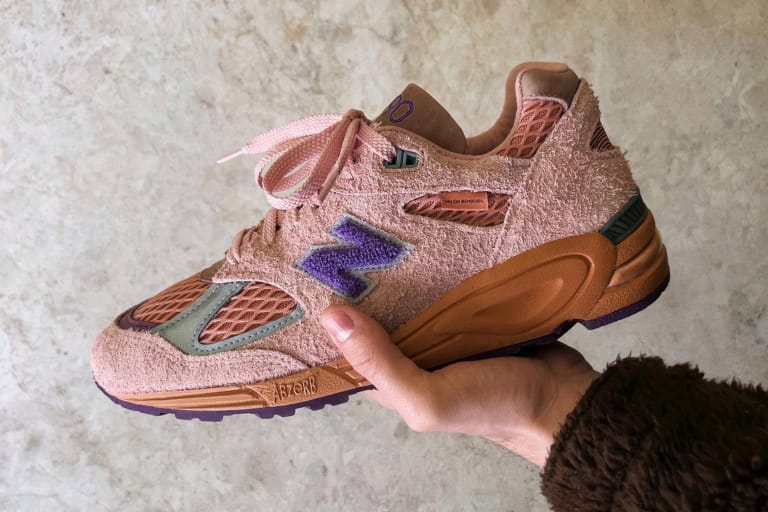 率先近賞 Salehe Bembury x New Balance 990v2 最新聯名鞋款