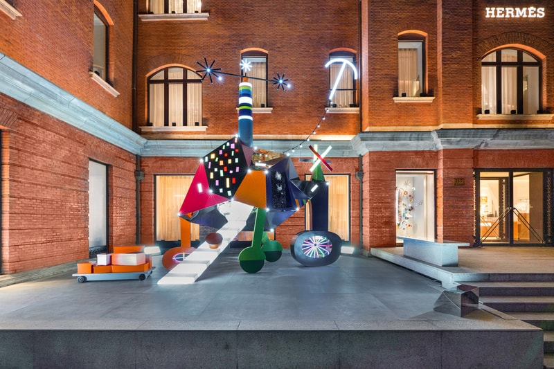 Hermès 携手艺术家 Peteris Lidaka 打造爱马仕之家冬季主题橱窗