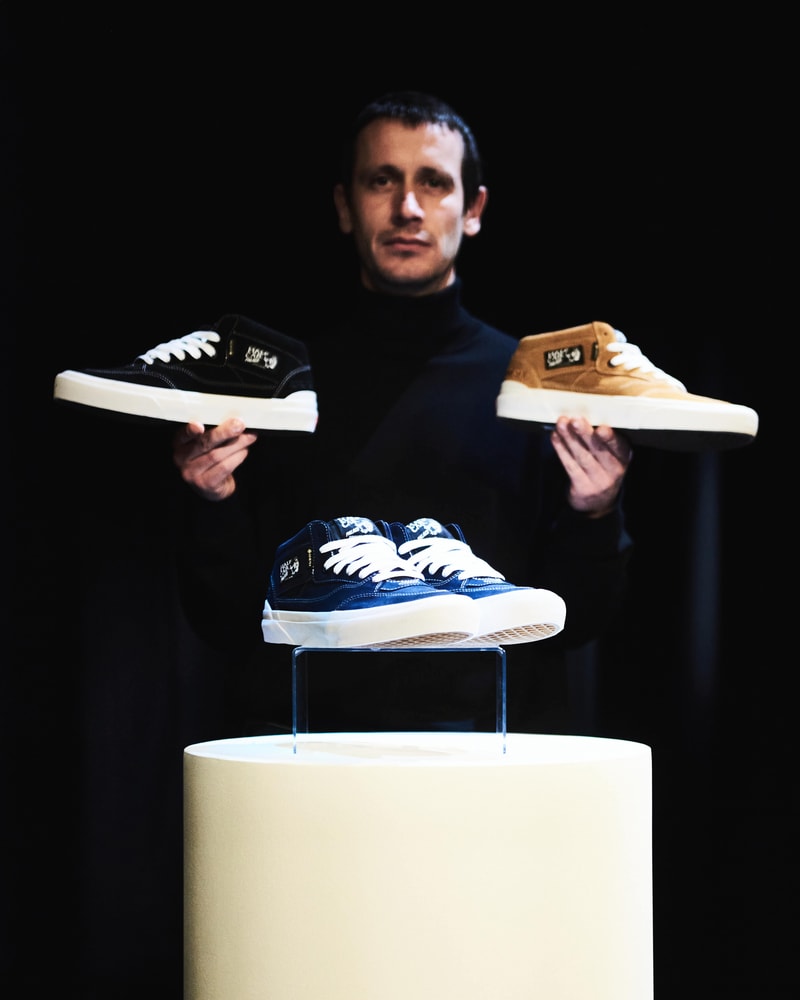 Palace Skateboards x Vans Skate Half Cab ’92 GTX 最新联名鞋款正式登场