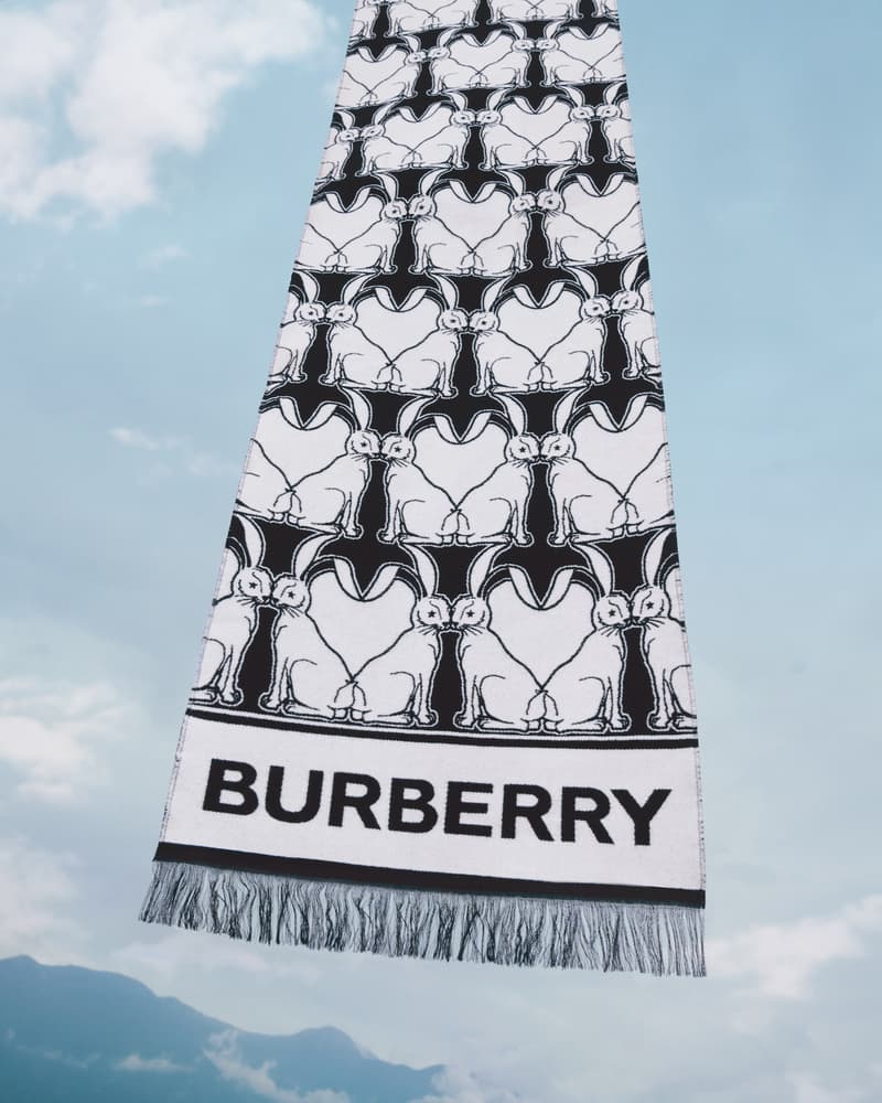 Burberry 正式发布 2023 兔年系列