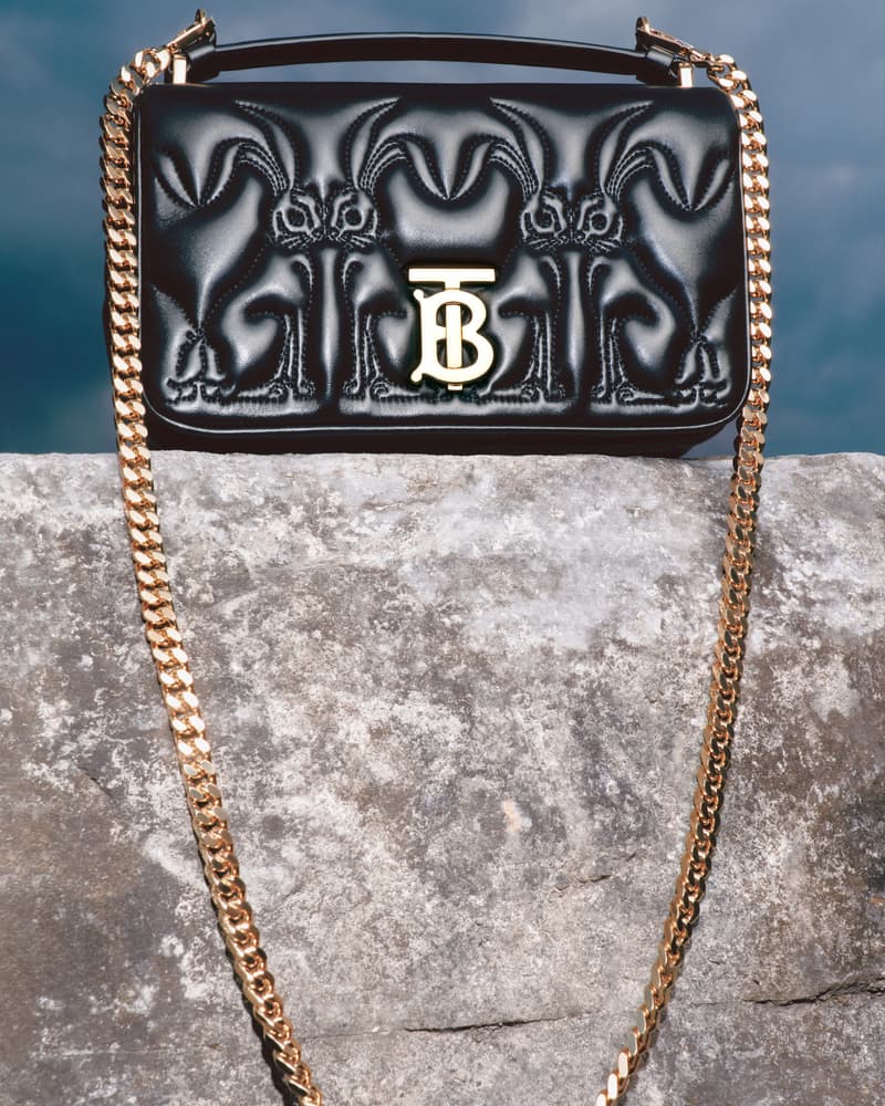 Burberry 正式发布 2023 兔年系列