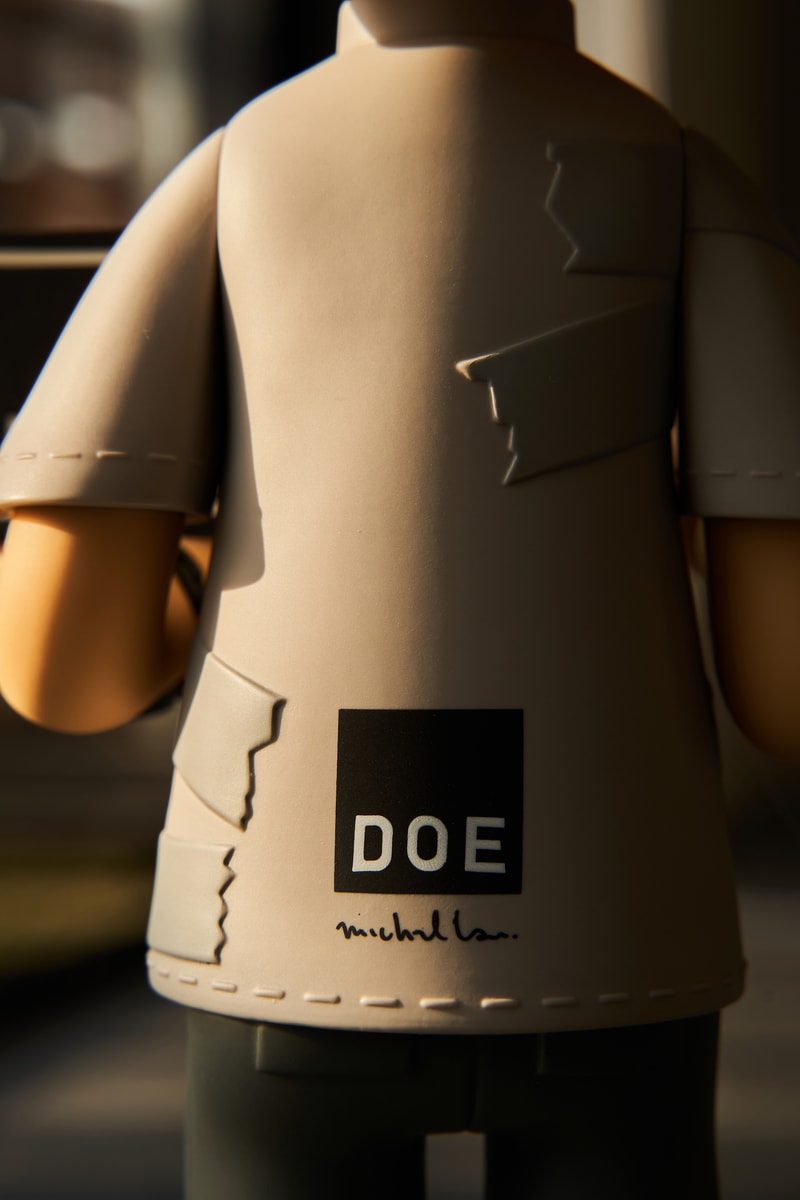 独家近赏 Michael Lau x DOE 全新联名 Salvator Michael DOE 玩偶