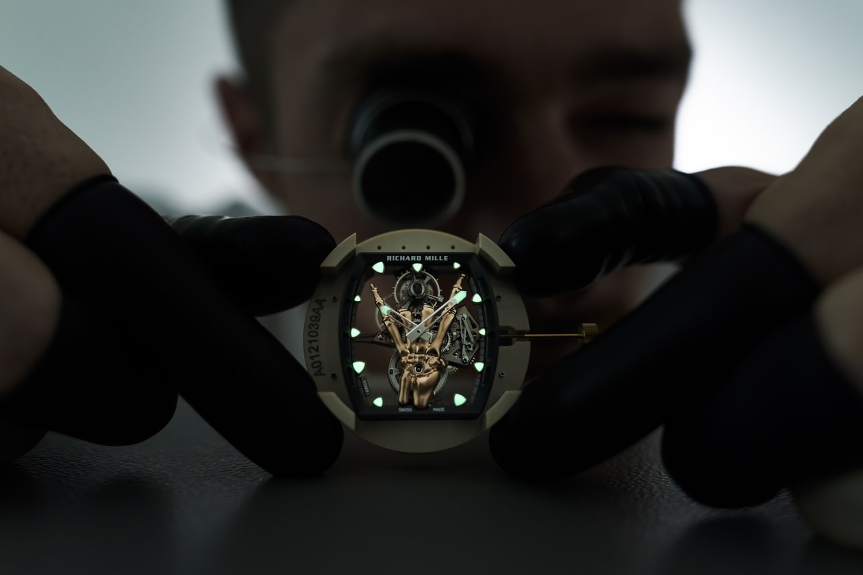 RICHARD MILLE 发布新款 RM 66 浮动陀飞轮腕表