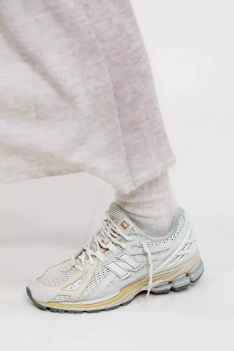 AURALEE x New Balance 1906R 最新联名鞋款率先曝光