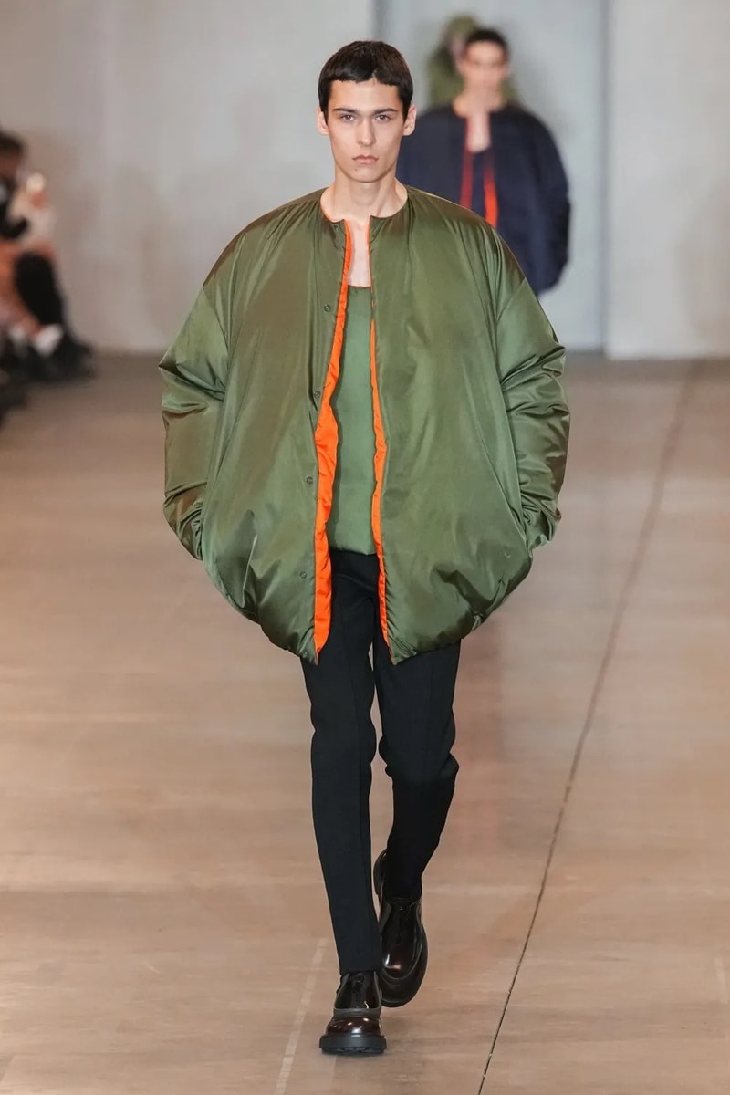 Prada 2023 秋冬男裝時裝大秀 《LET'S TALK ABOUT CLOTHES》正式登場