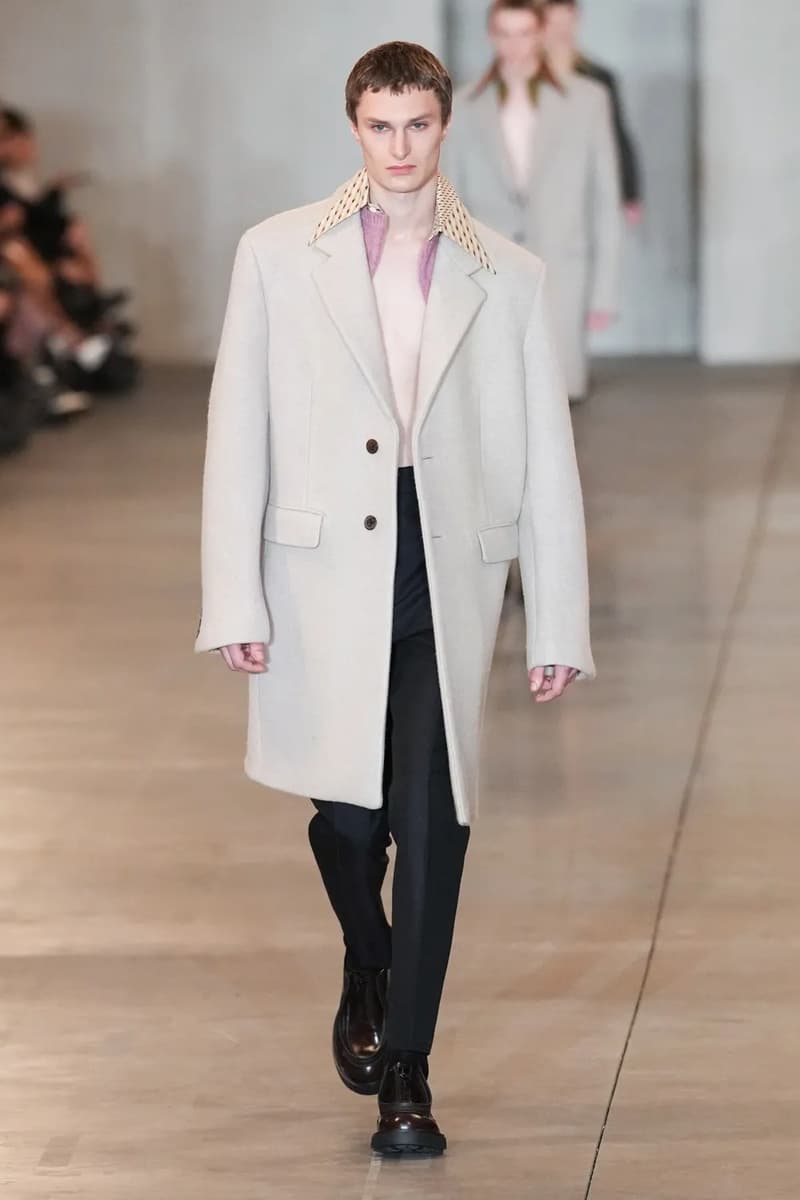 Prada 2023 秋冬男裝時裝大秀 《LET'S TALK ABOUT CLOTHES》正式登場