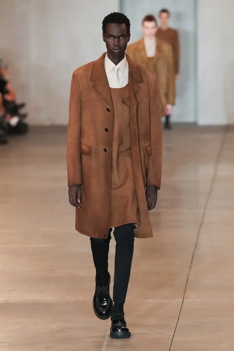 Prada 2023 秋冬男裝時裝大秀 《LET'S TALK ABOUT CLOTHES》正式登場