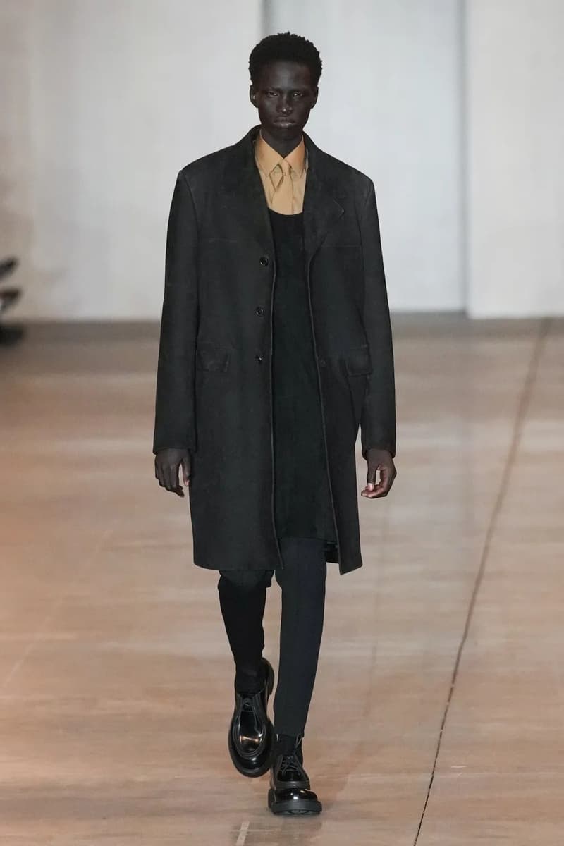 Prada 2023 秋冬男裝時裝大秀 《LET'S TALK ABOUT CLOTHES》正式登場