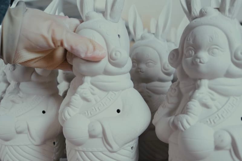 YEENJOY 携手 NBA 打造兔年别注陶瓷雕塑