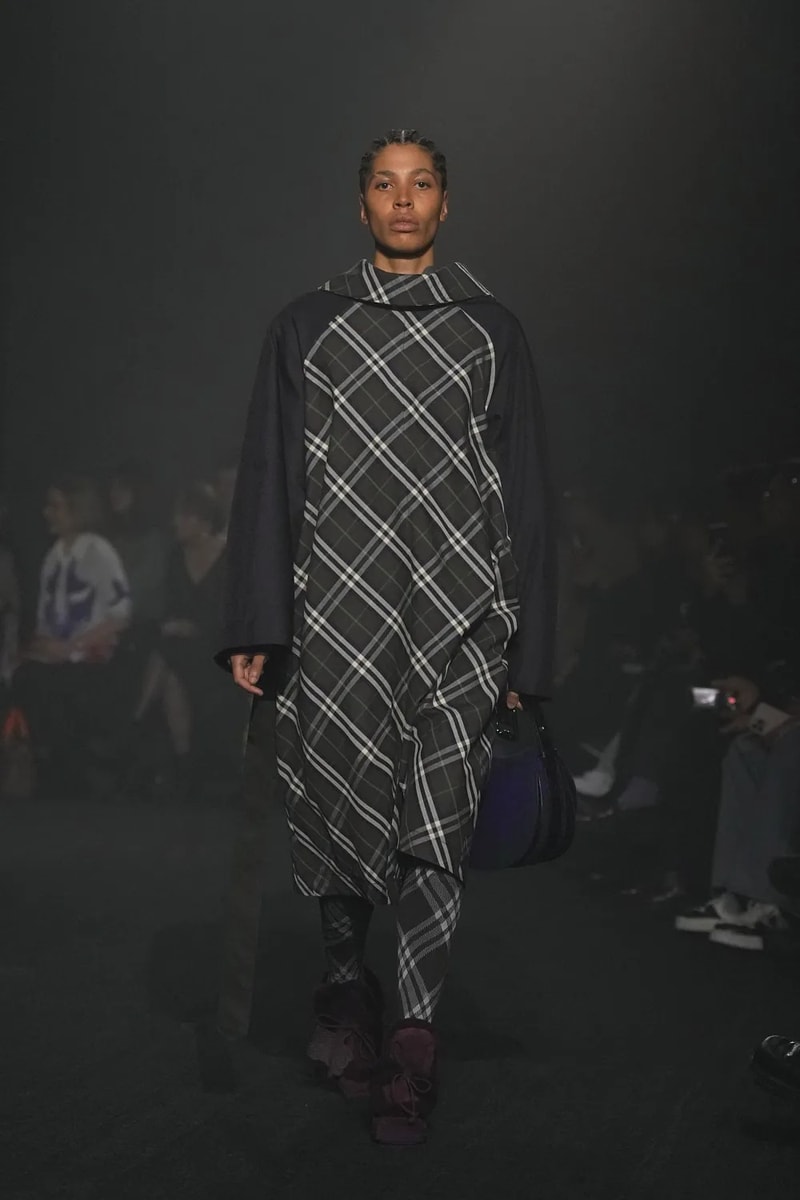 Daniel Lee 執掌 Burberry ⾸個 2023 秋冬時裝系列大秀正式登場