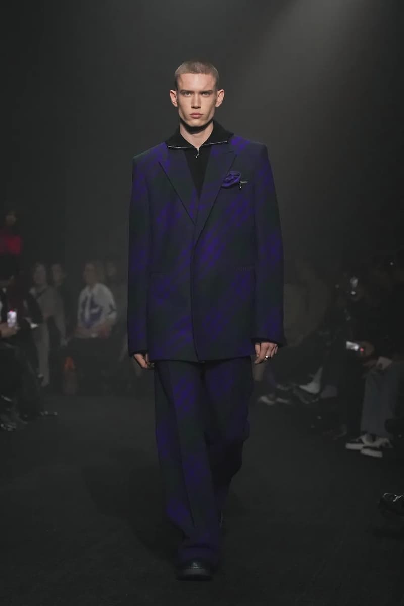 Daniel Lee 執掌 Burberry ⾸個 2023 秋冬時裝系列大秀正式登場