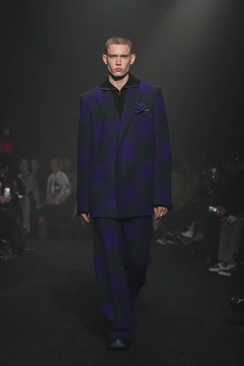 Daniel Lee 執掌 Burberry ⾸個 2023 秋冬時裝系列大秀正式登場