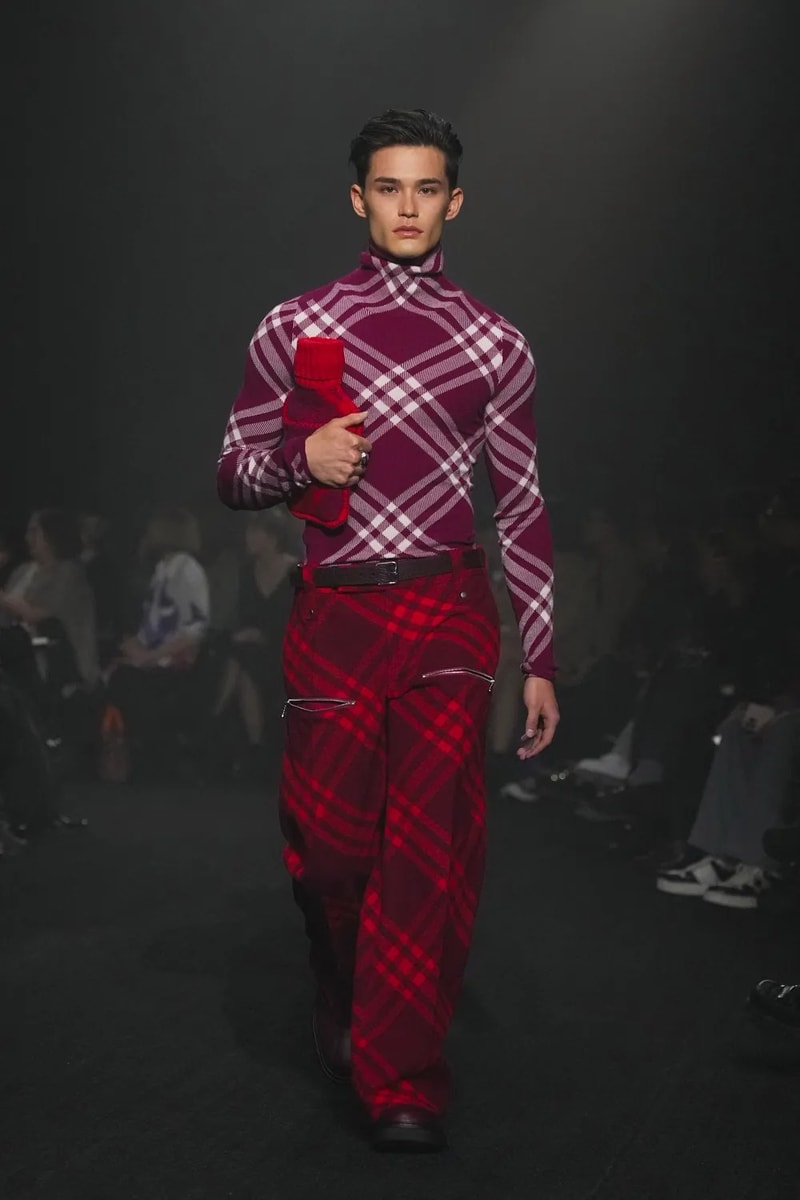 Daniel Lee 執掌 Burberry ⾸個 2023 秋冬時裝系列大秀正式登場
