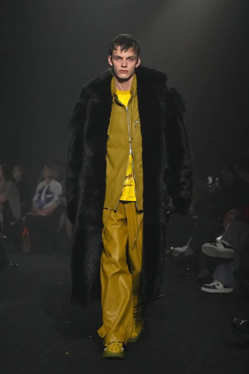 Daniel Lee 執掌 Burberry ⾸個 2023 秋冬時裝系列大秀正式登場