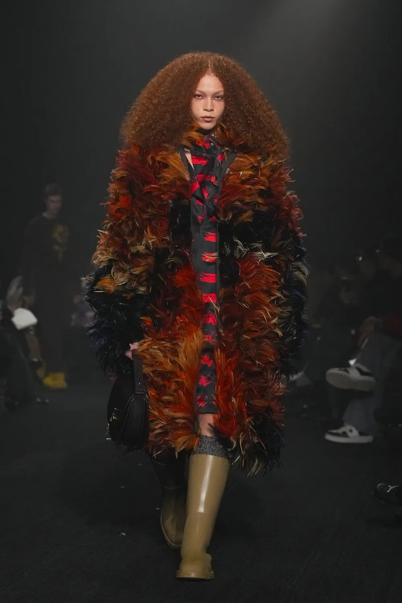 Daniel Lee 執掌 Burberry ⾸個 2023 秋冬時裝系列大秀正式登場