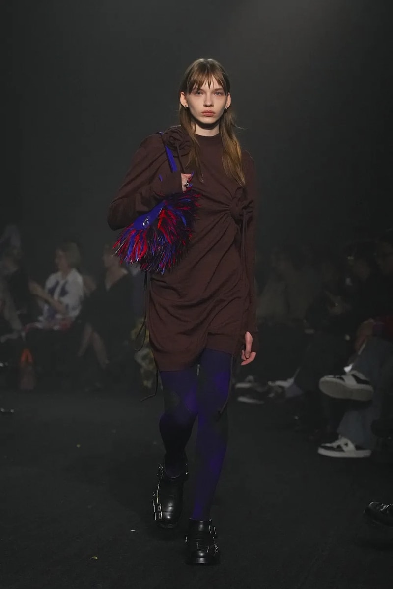 Daniel Lee 執掌 Burberry ⾸個 2023 秋冬時裝系列大秀正式登場