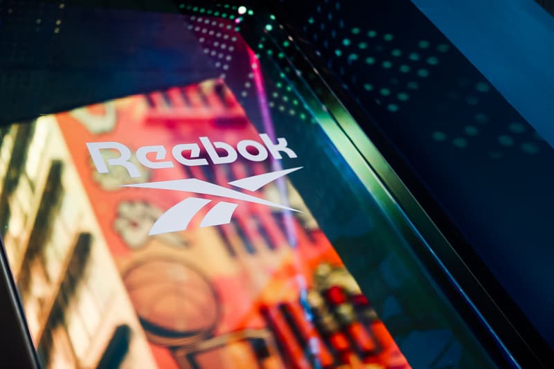 Reebok 携手球星卡制造商 Panini America 打造全新「Question」鞋款