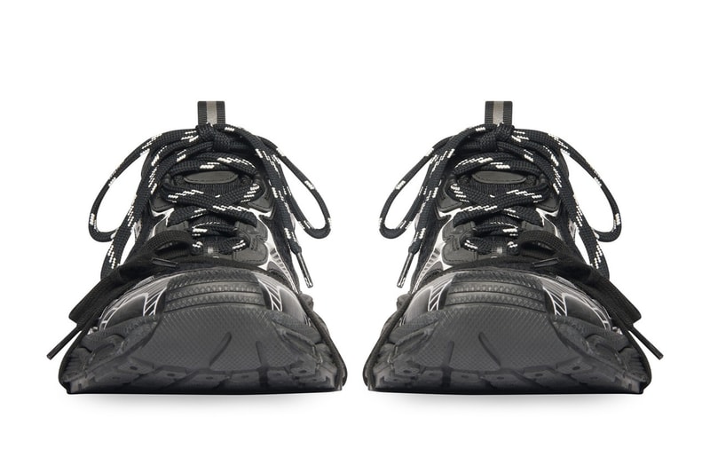 Balenciaga 2023 春夏系列全新運動鞋款「3XL Trainers」正式登場