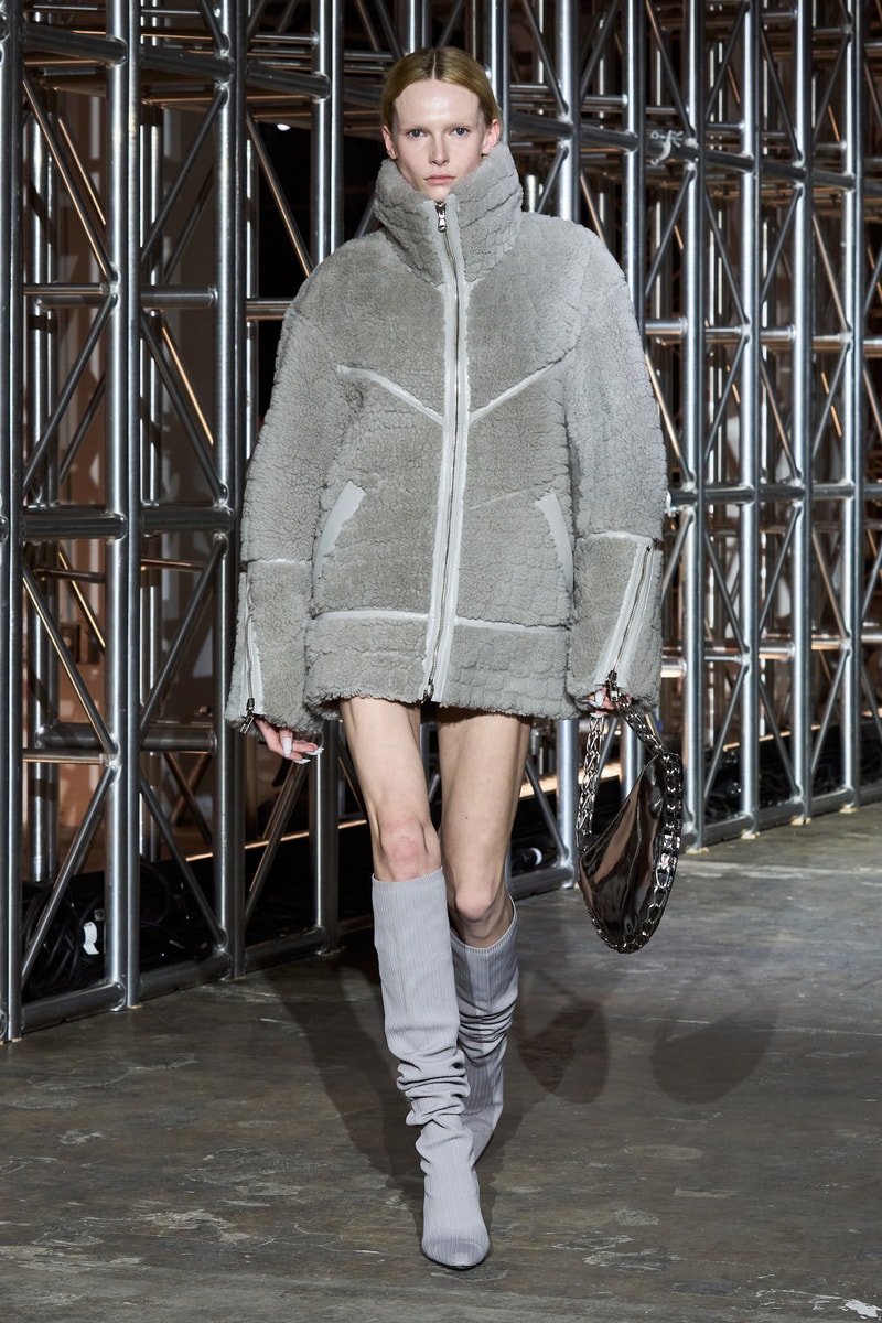 DION LEE 正式发布 2023 秋冬系列