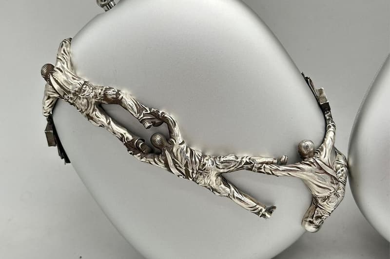 藝術家 Offgod 再次攜手 Gleb Kostin 推出全新 925 銀製 Apple AirPods Max 配件