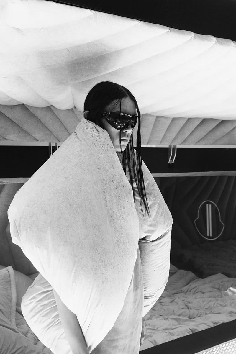 Moncler 携手 Rick Owens 打造天才系列特别「旅游巴士」