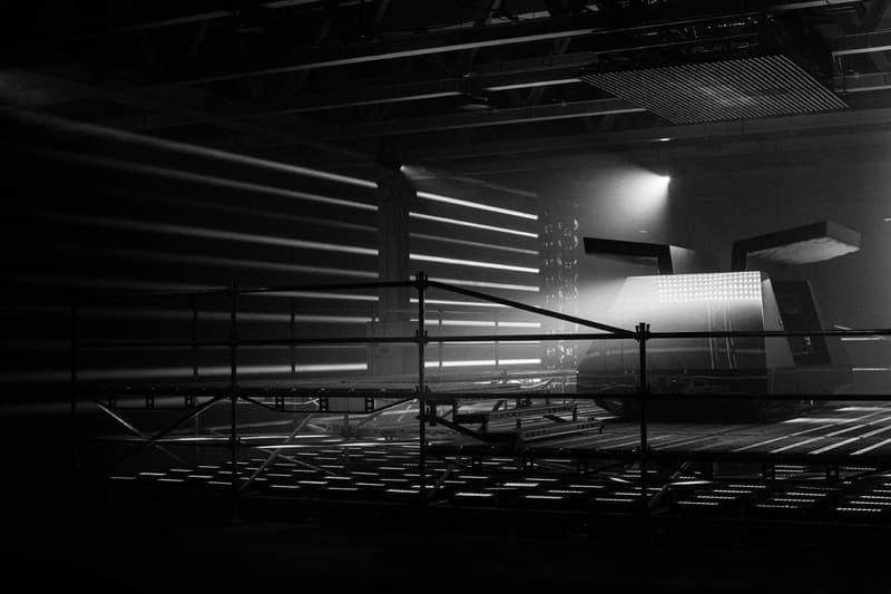 Moncler 携手 Rick Owens 打造天才系列特别「旅游巴士」