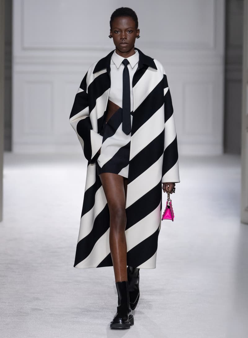 Valentino 正式发布全新 2023 秋冬系列