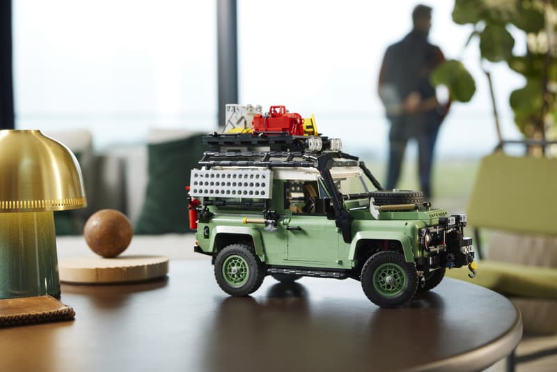 LEGO 推出經典 Land Rover Defender 90 越野車全新積木模型