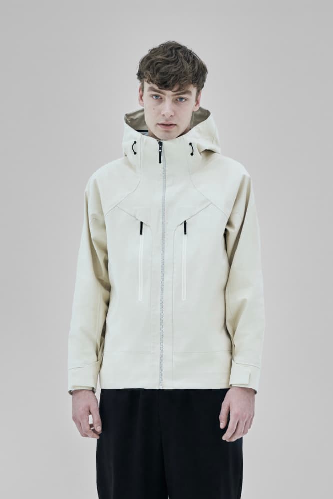 GOLDWIN 公司宣布将在旗下五个品牌中使用最新 Brewed Protein™ 纤维面料