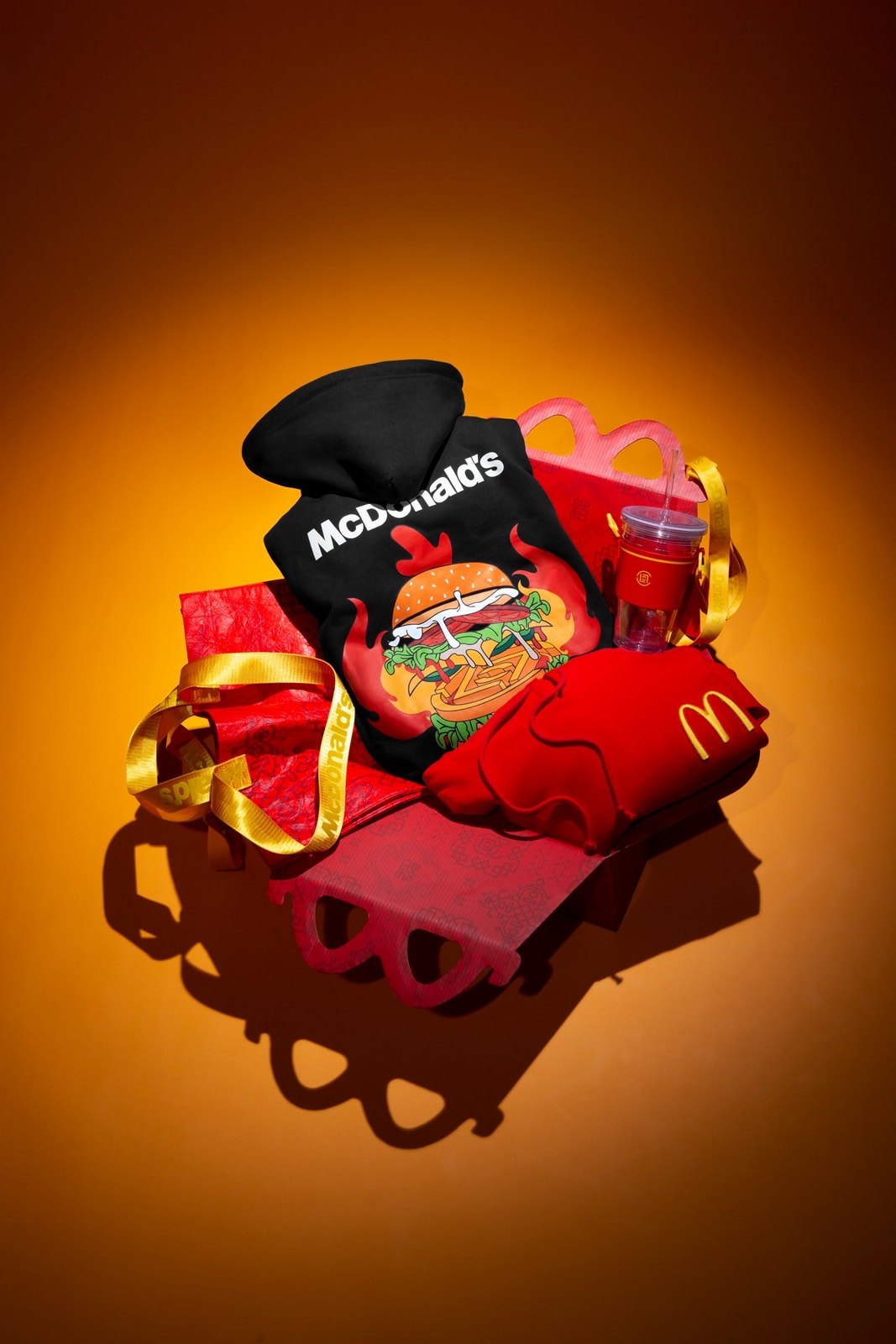 McSpicy 与 CLOT 跨界限定潮辣系列何以掀起一场街头「麦辣流行」？