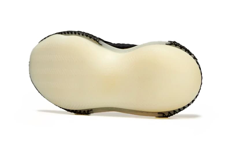 體現山本耀司未來極簡主義：Y-3 全新鞋型 IOGO