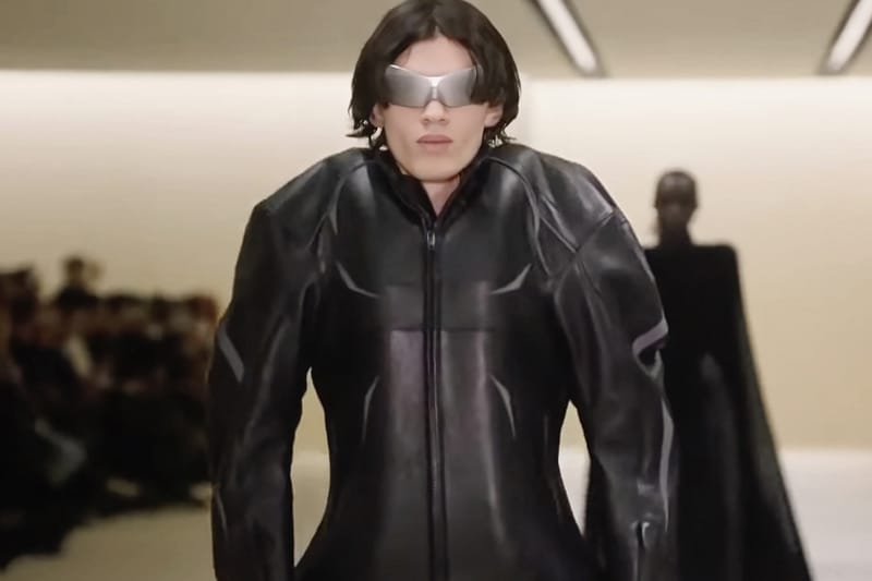 Demna 亲自解析 Balenciaga 设计转变：时尚不能再被视为一种娱乐