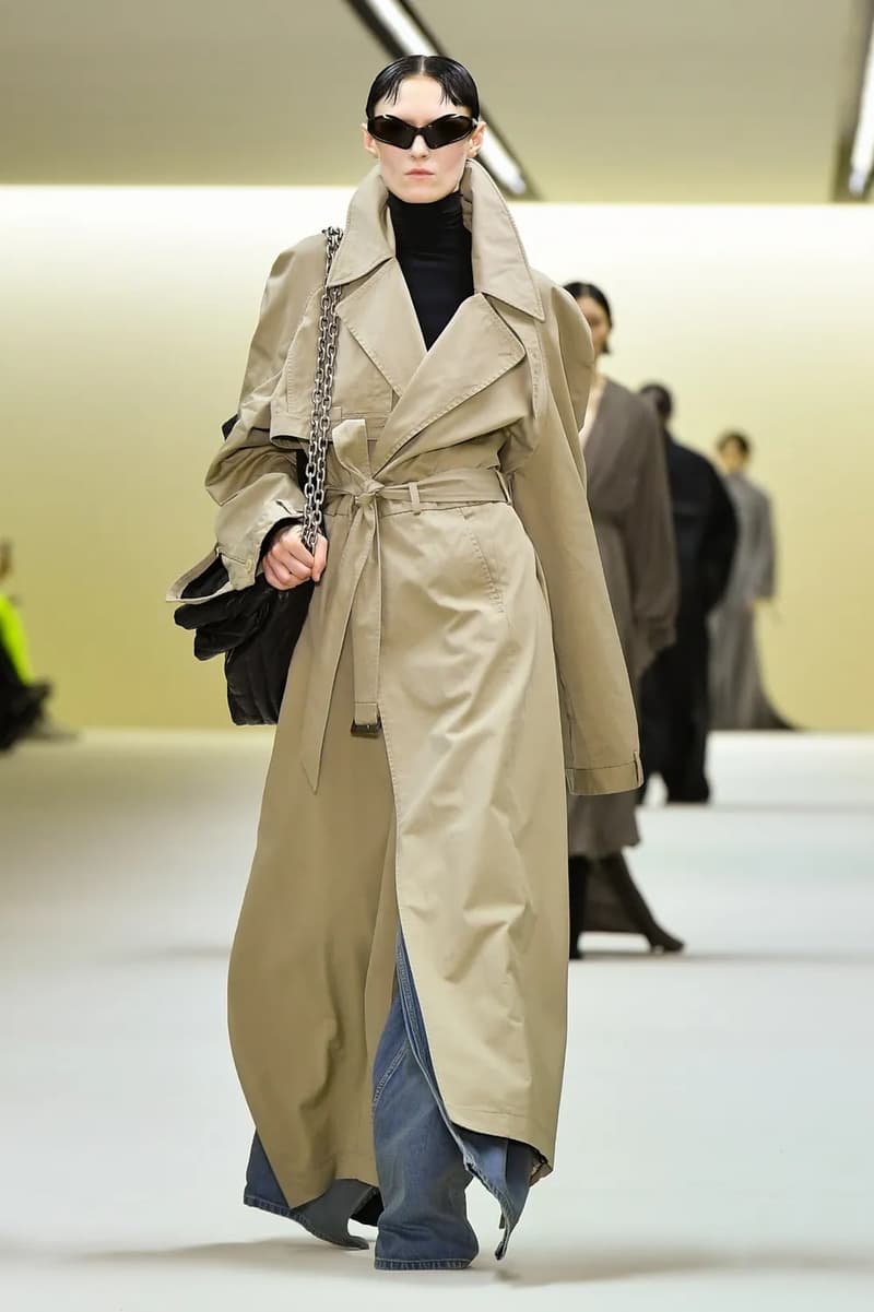 Demna 亲自解析 Balenciaga 设计转变：时尚不能再被视为一种娱乐