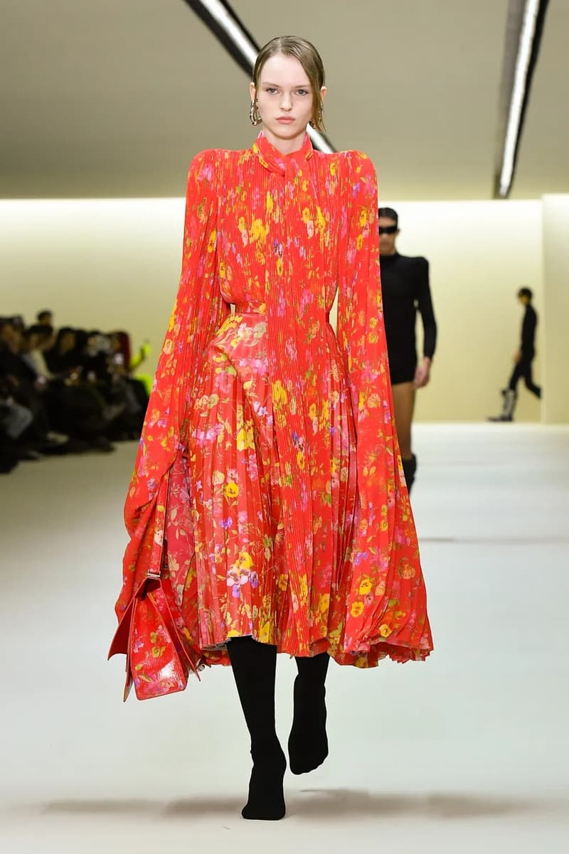 Demna 亲自解析 Balenciaga 设计转变：时尚不能再被视为一种娱乐