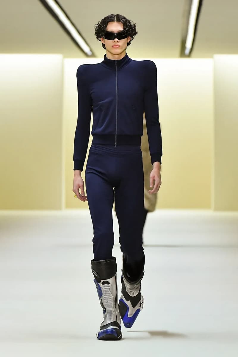 Demna 亲自解析 Balenciaga 设计转变：时尚不能再被视为一种娱乐