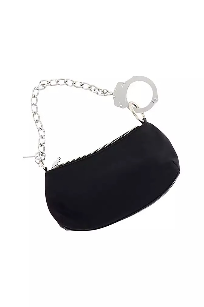 Heaven by Marc Jacobs 攜手 CUFFZ 打造最新手銬造型肩包
