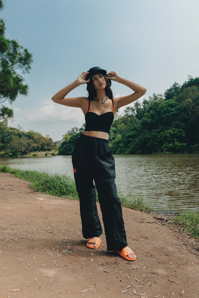 Havaianas 再度携手 mastermind WORLD 发布联名系列