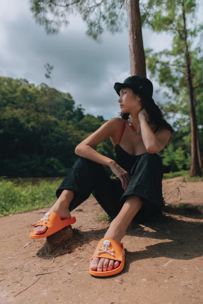 Havaianas 再度携手 mastermind WORLD 发布联名系列