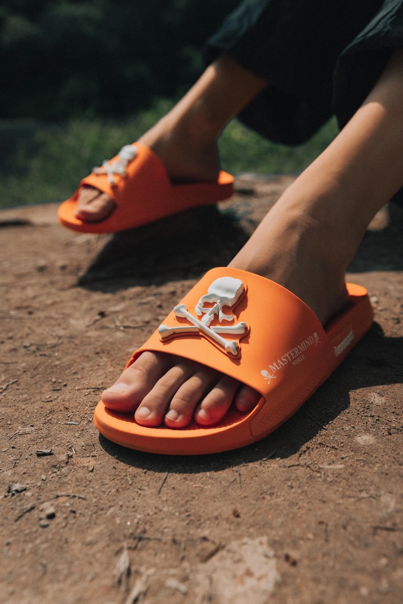 Havaianas 再度携手 mastermind WORLD 发布联名系列