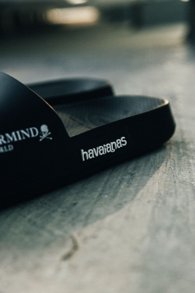 Havaianas 再度携手 mastermind WORLD 发布联名系列