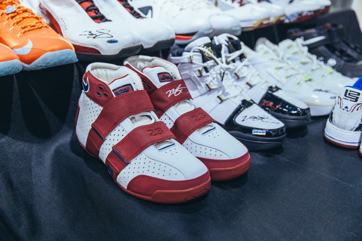 SneakerCon 合伙人 Jerry 分享 LeBron 落场版亲签收藏及 DMC 跑车故事 | Sole Mates