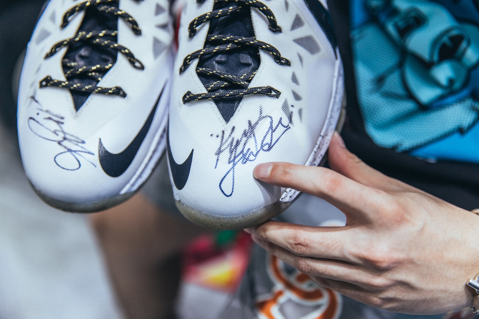 SneakerCon partner Jerry shared LeBron's autograph collection and DMC sports car story | Sole Mates